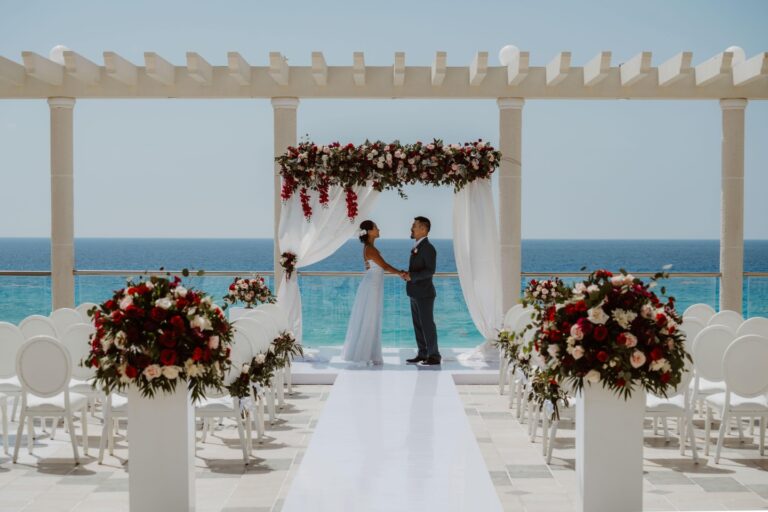 120941Sandos Cancun Weddings 1 min 768x512