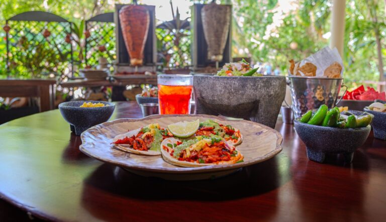 JFM 6915 web 1 768x443