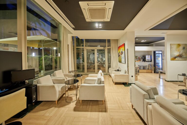 Monaco 0160 min 768x512