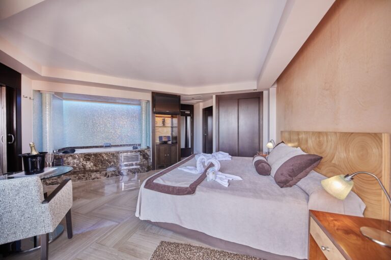 Monaco 0418 min 768x512