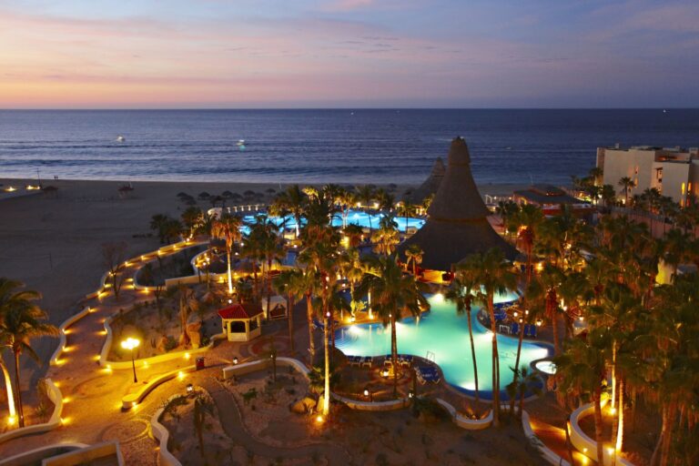 Sandos Finisterra Outdoors Night 29 min 768x512