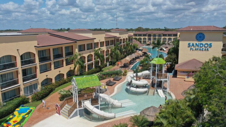 Sandos Playacar Bamboo Island 06 min 768x432